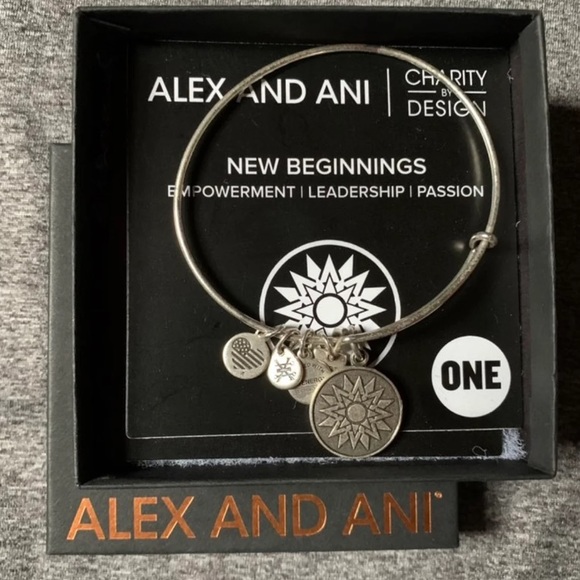 Alex and Ani 'New Beginnings' Bangle - Picture 1 of 8